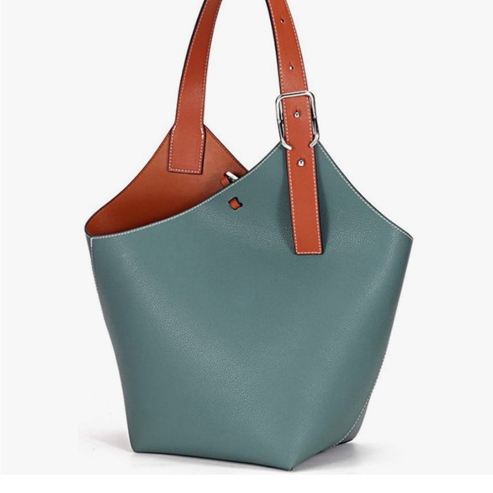 Woman’s cowhide Genuine Leather Tote Bag